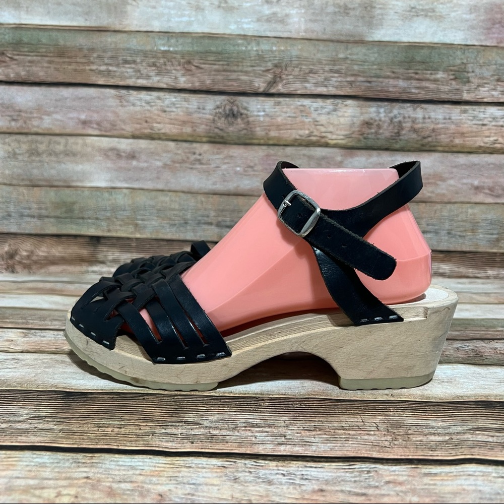 Maguba Ann Ankle Strap Sandals